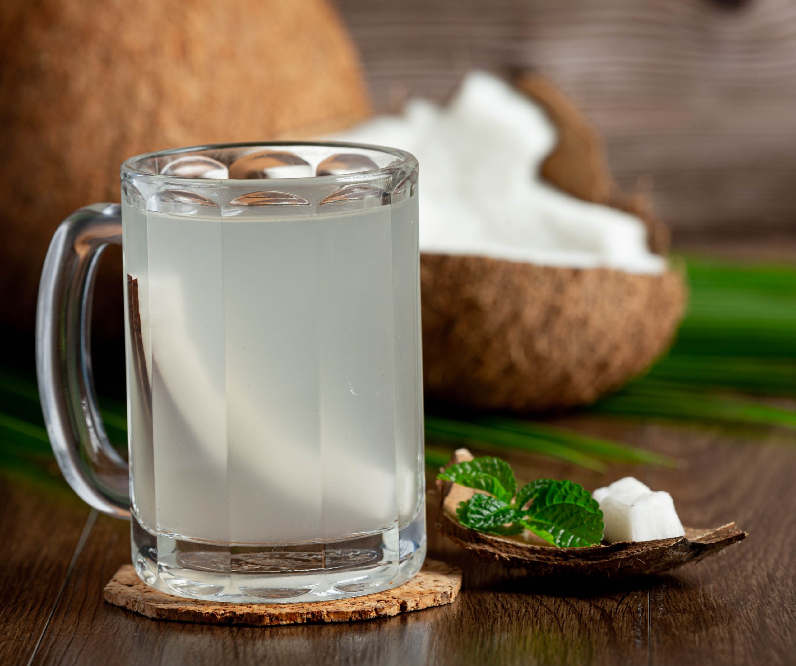 12 Health Benefits of Coconut Water and Nutritional Value