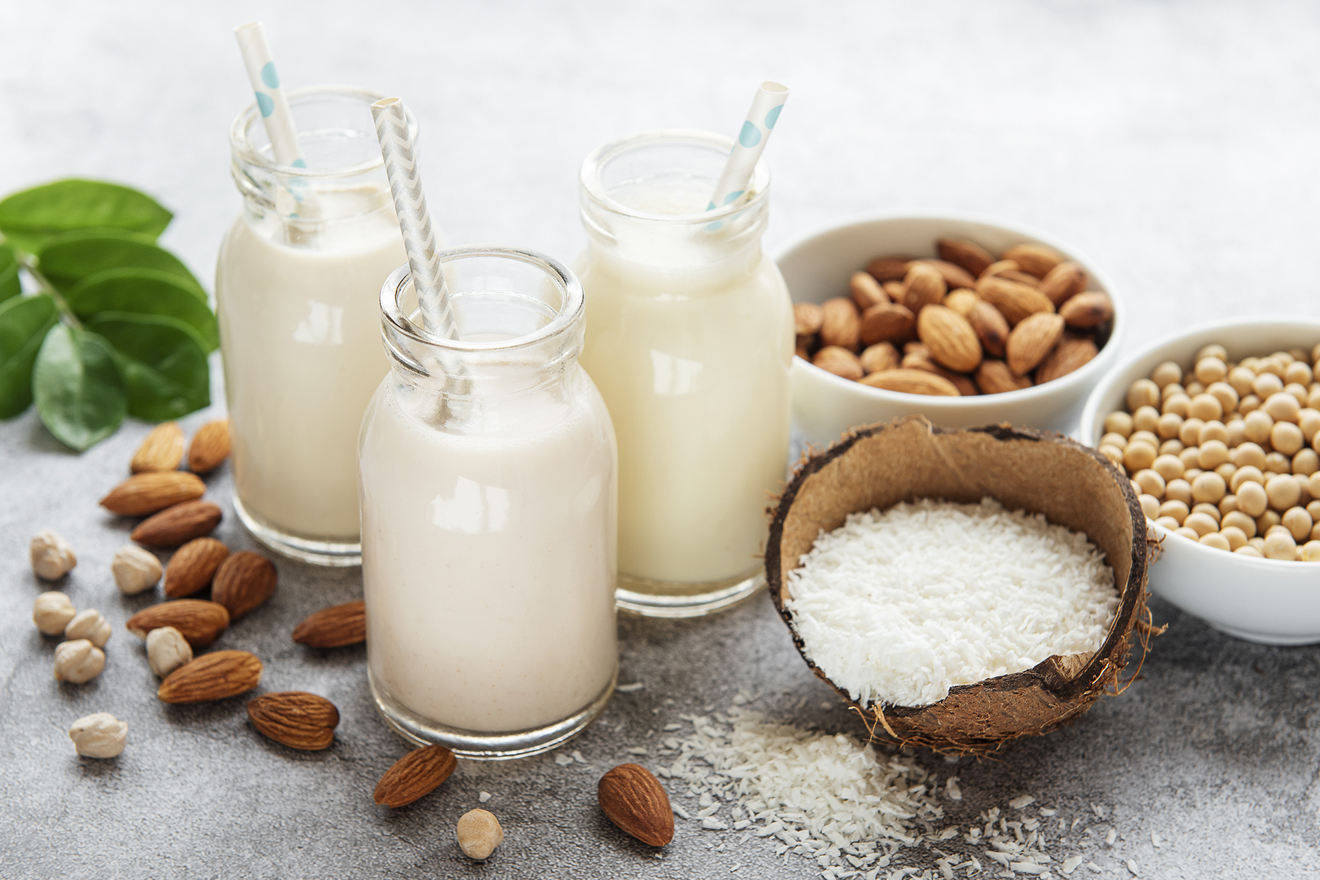 6 Delicious Non-Dairy Milks to Include in Your Diet for Good Health!