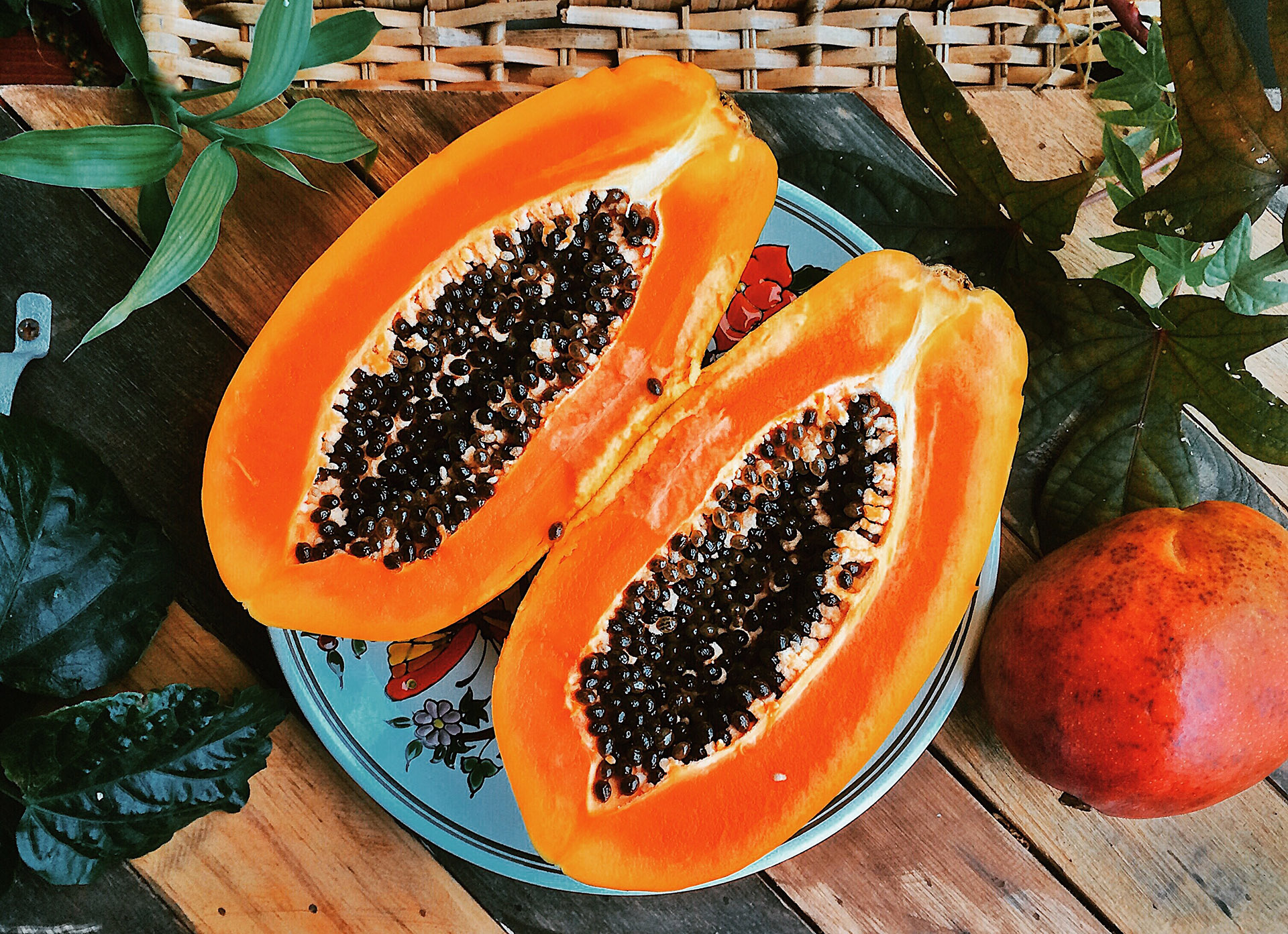 7 Benefits of Papaya You Can Enjoy When You Eat It Regularly