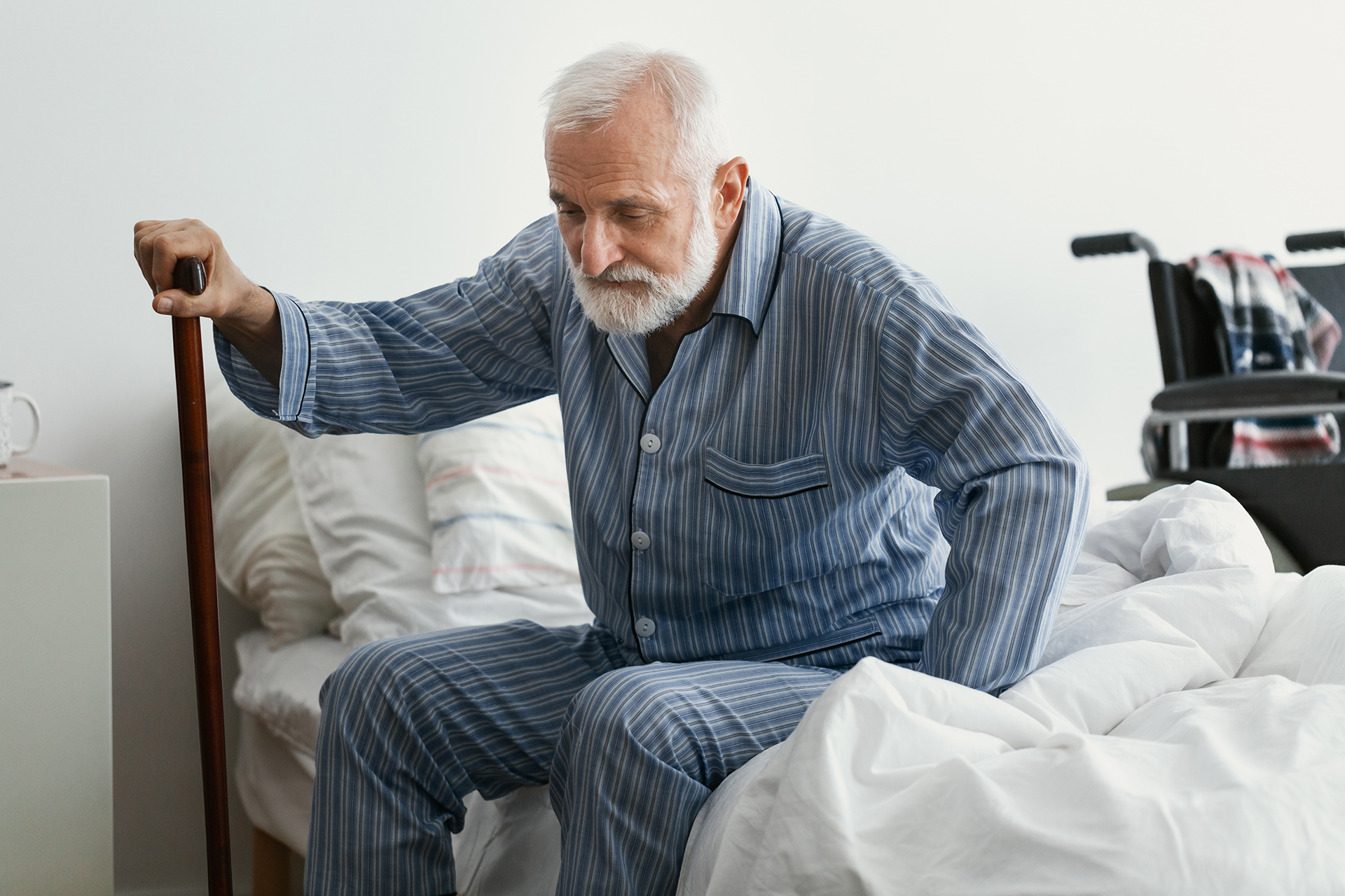 Alzheimer's Disease: Symptoms, Stages, Facts and Diagnosis