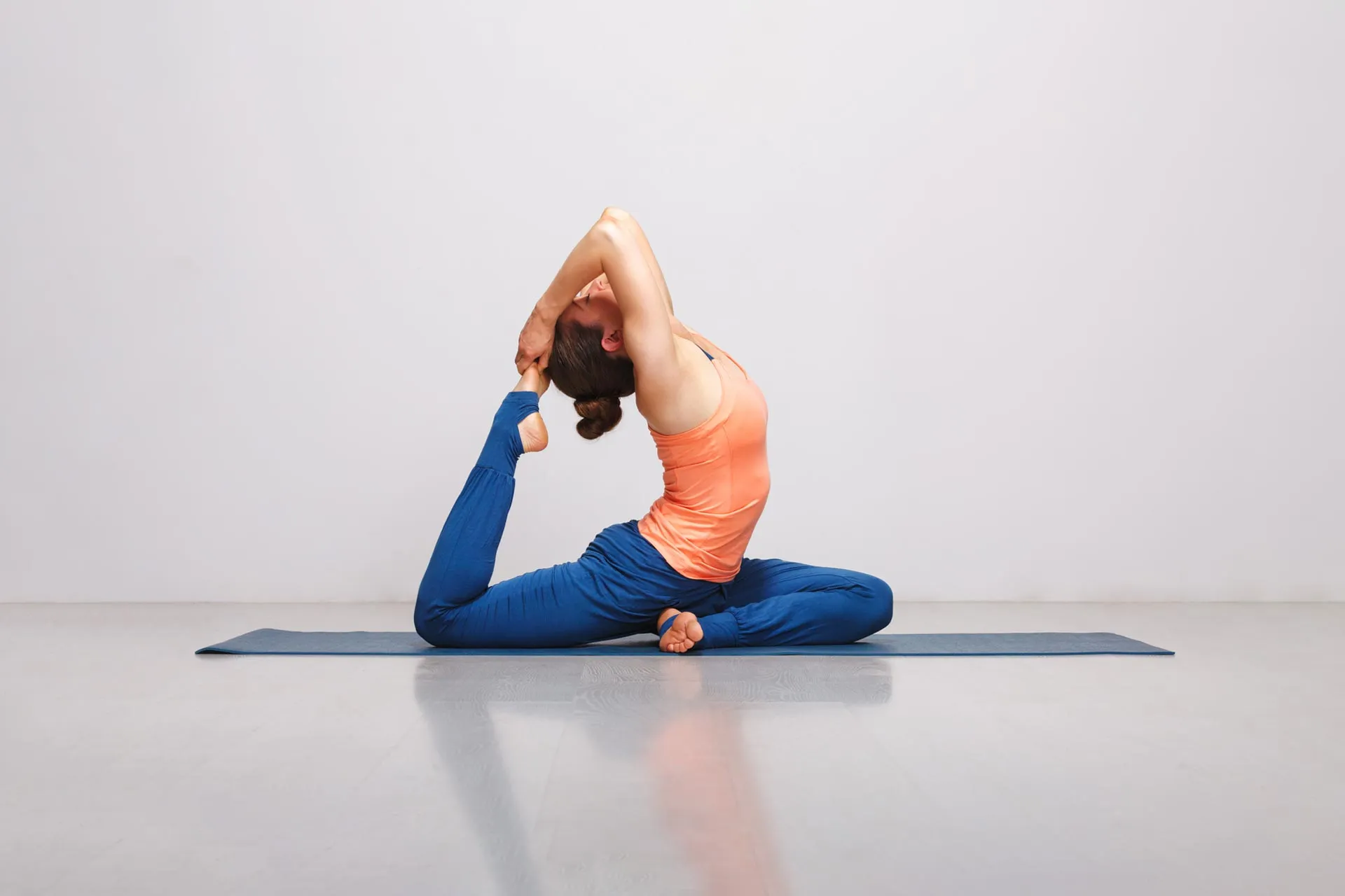 Matsyasana Yoga (Fish pose) For Beginners - How To Do & Benefits?